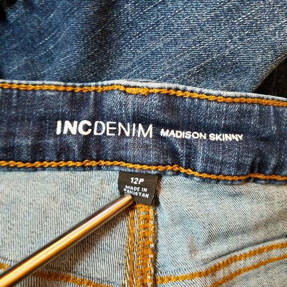 INC Denim Jeans Women’s 12 Petite Blue Madison Skinny Stretch 30x27 - Picture 3 of 6